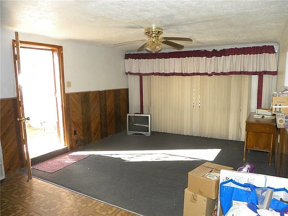2nd image of 212 N Ascarate St