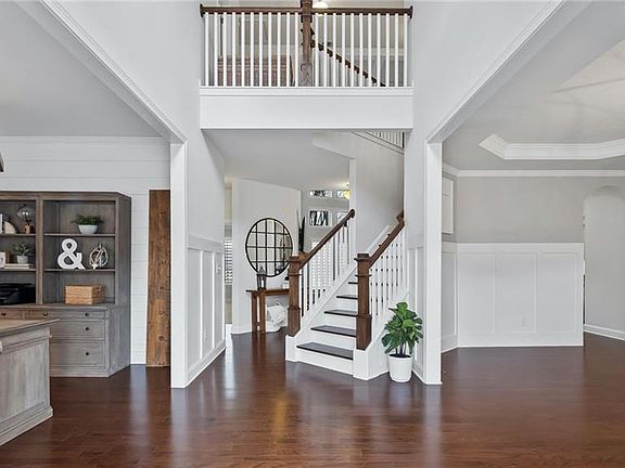 3rd image of 904 Turnstone Ct