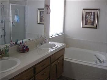 4th image of 9366 Cast Eview Dr