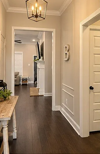 3 bed, 1833 sqft, $2,200 — Photo 3
