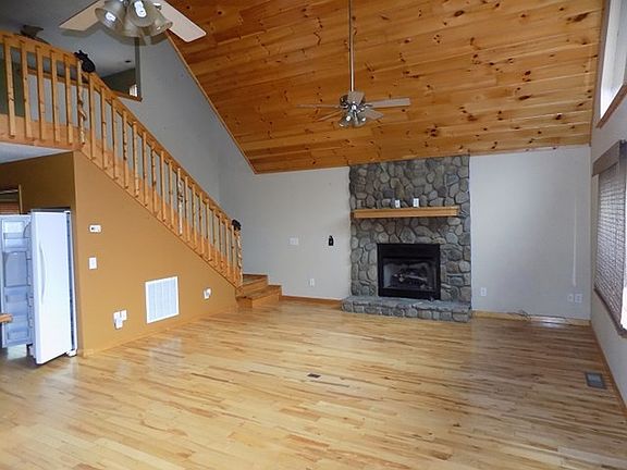 4th image of 138 Timber Ridge Dr