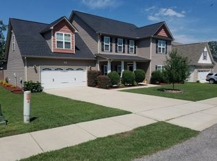 79 Birch Ave, Spring Lake, NC 28390