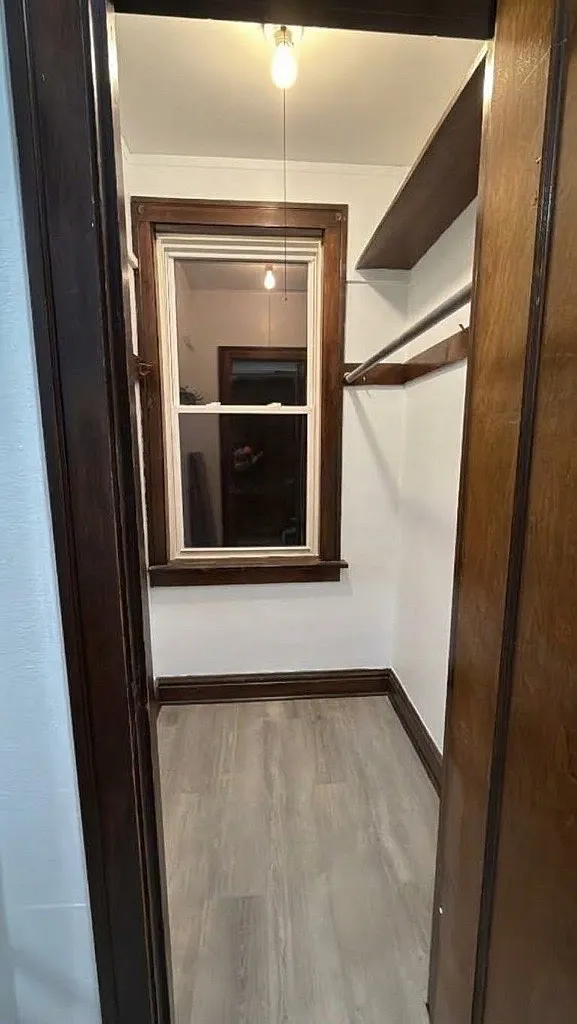 1 bed, 400 sqft, $1,100 — Photo 2