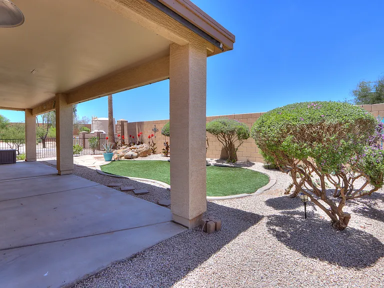 2350 E Santiago Trl — Photo 20