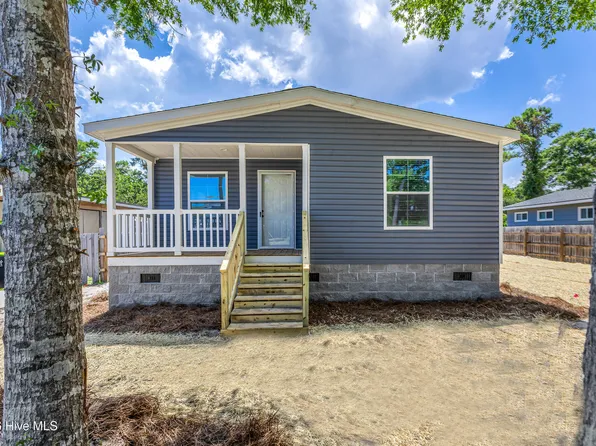 1990 Waterloo Street SW, Ocean Isle Beach, NC 28469