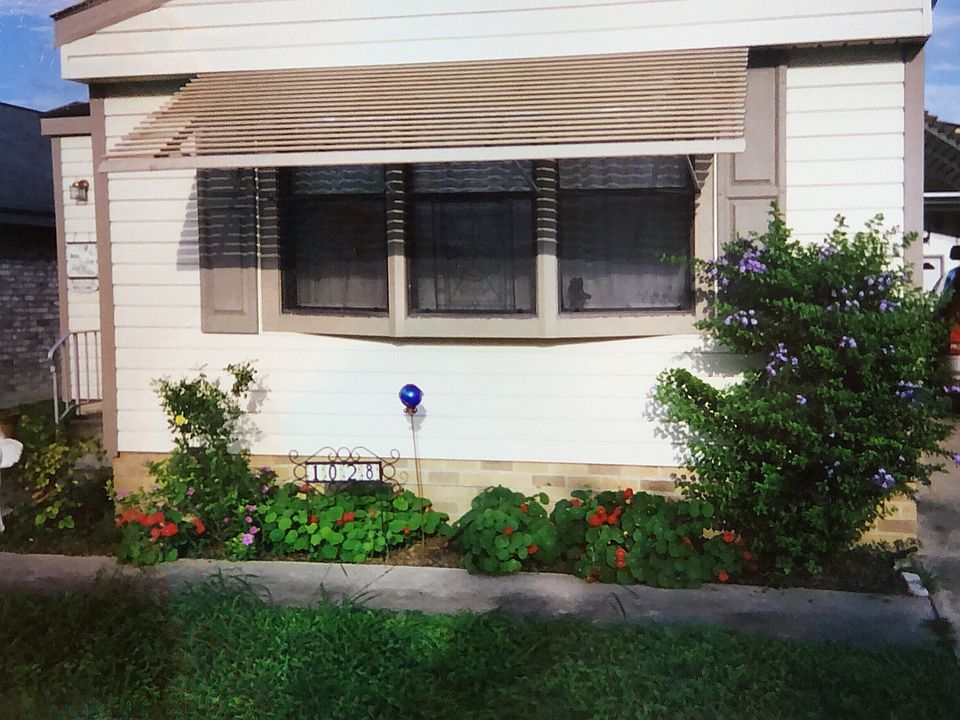 2nd image of 1028 La Costa Dr