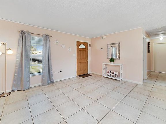 5th image of 5608 Carris Ct