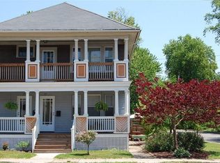 445 Academy Ave, Providence, RI 02908