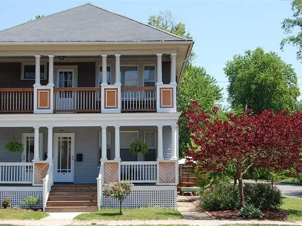 443 Academy Ave, Providence, RI 02908