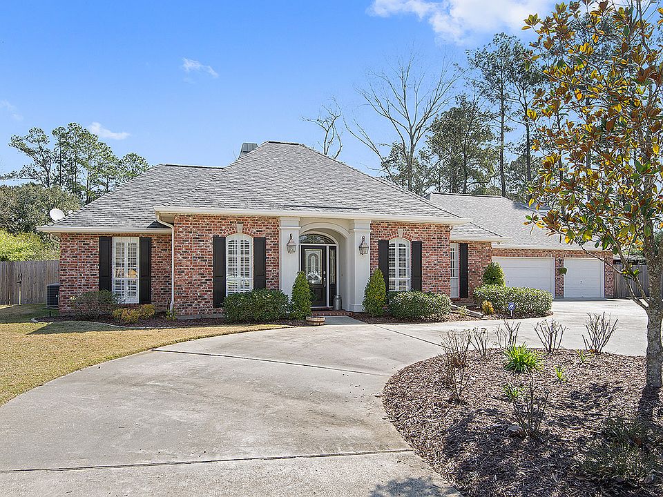 1st image of 103 Chipola Ct