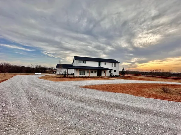 11555 W Industrial Rd, Guthrie, OK 73044