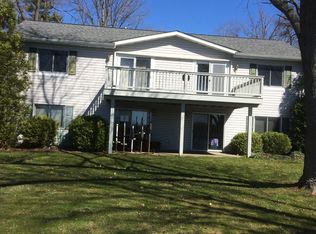 37250 49th Ave, Paw Paw, MI 49079