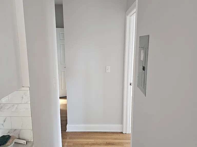 351 Passaic Ave — Photo 4