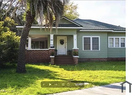 3 bed, $1,550 — Photo 1