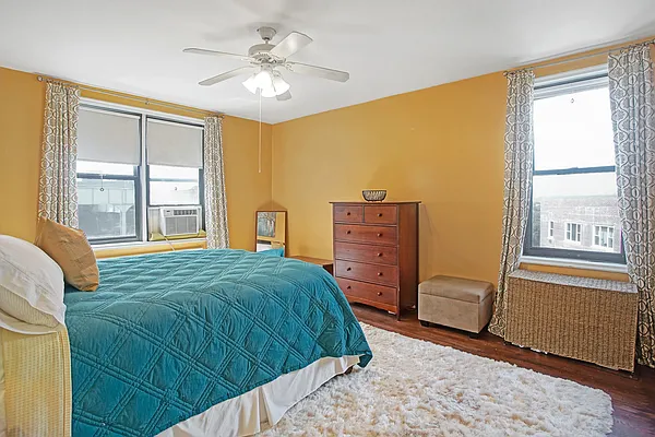 Sold by Compass | media 31