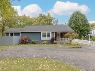 301 Perry Dr NW, Canton, OH 44708