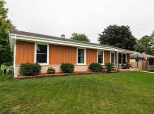 1614 N Lakeview AVENUE, Port Washington, WI 53074