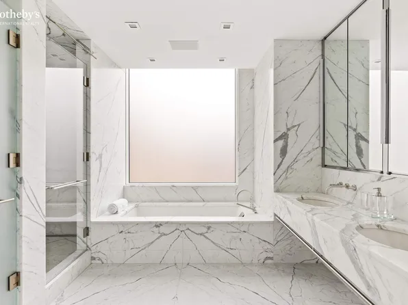 350 West Broadway image 8 of 15