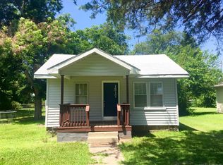 1517 E 7th St, Okmulgee, OK 74447