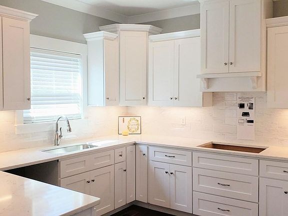 3rd image of 2338 Large Oak Dr #86