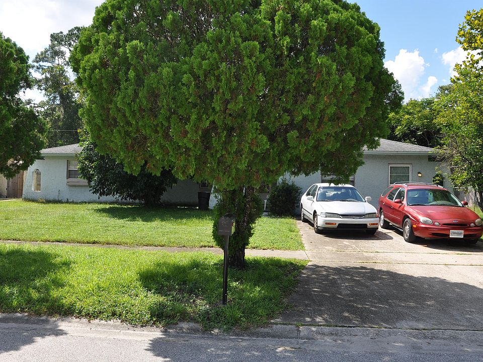 1st image of 32 Plover Ave