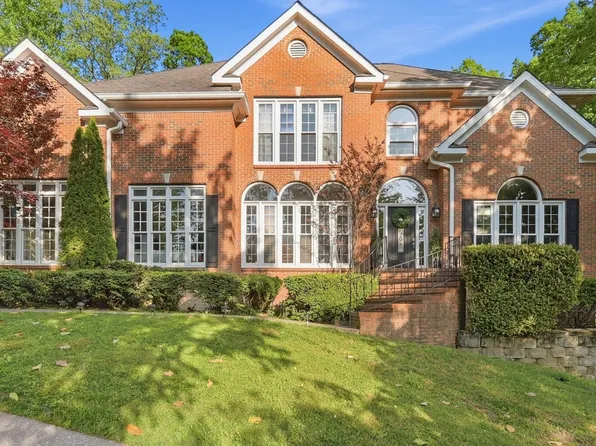 2928 Blue Teal Ln, Signal Mountain, TN 37377