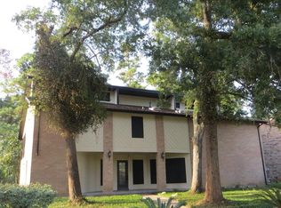 930 Hackberry St, La Porte, TX 77571