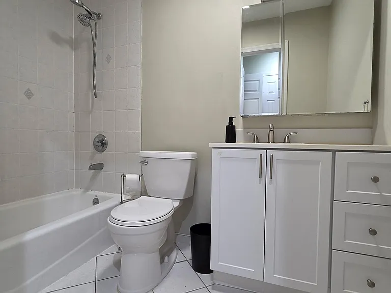 Lerer Ln — Photo 8