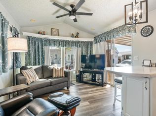 690 Felspar Dr, Apache Junction, AZ 85119