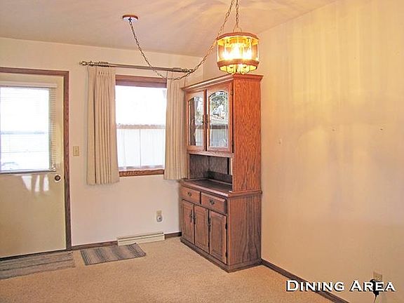 5th image of 530 Campbell Ave