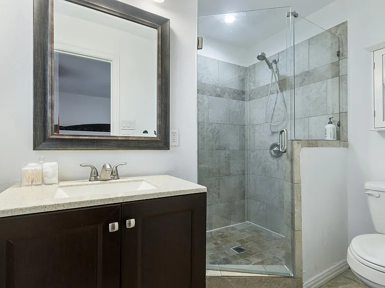 602 N Allen Dr — Photo 7