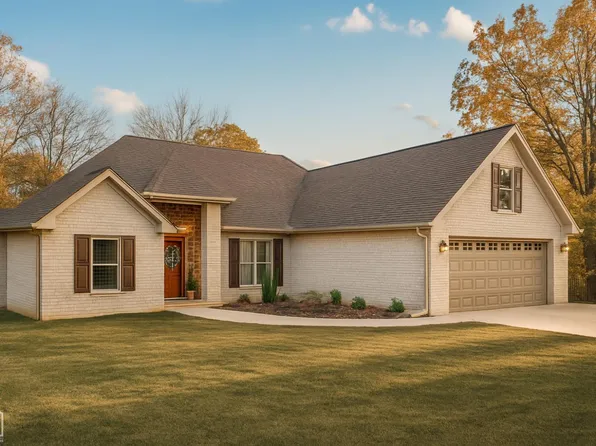 3920 Towering Oaks Dr, Jonesboro, AR 72404
