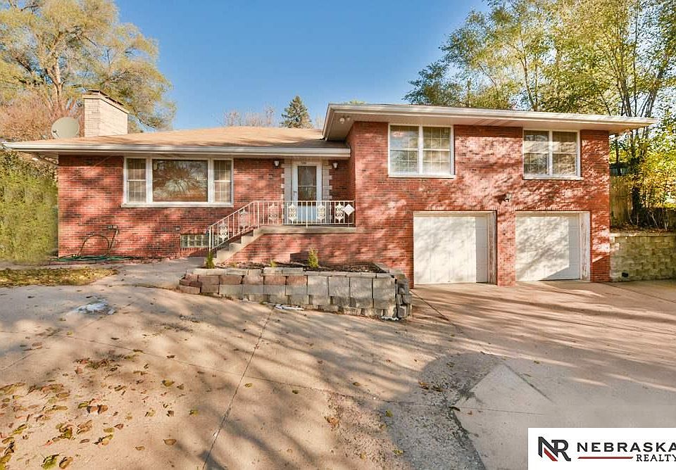1st image of 7208 Blondo St