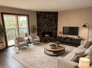 12611 NE 145th Place #H90, Kirkland, WA