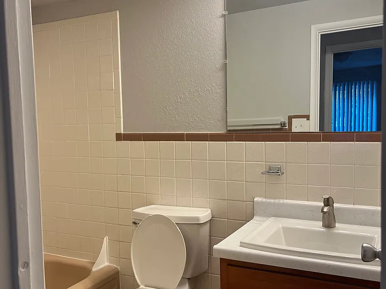 Westminster Park Plaza Apartment Homes 2780 — Photo 12