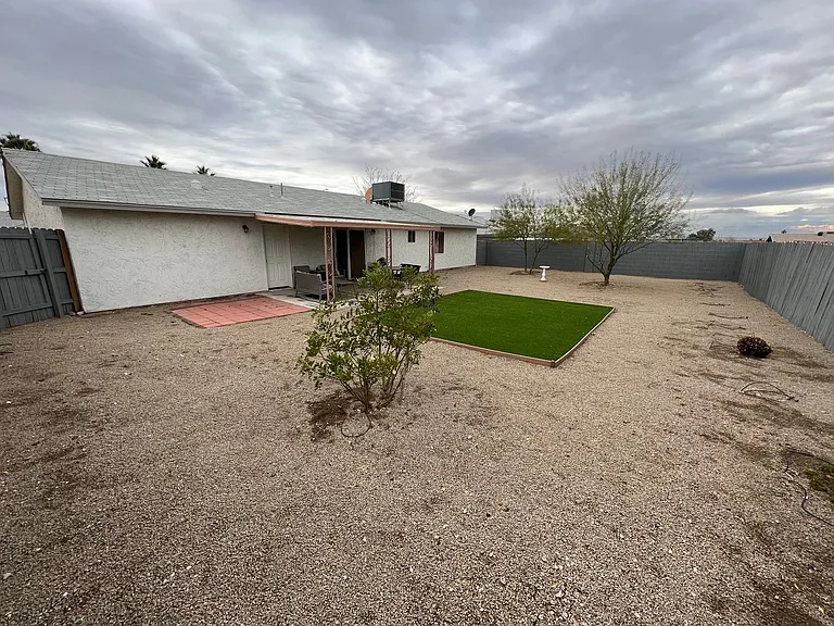 231 Fullerton Ave — Photo 14