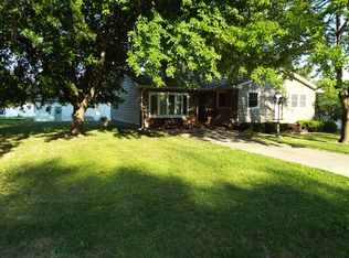804 Melrose Ct, Burlington, IA 52601
