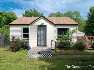 1590 Center St, Muskegon, MI 49442