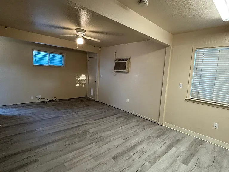 6905 Brentwood Blvd — Photo 6