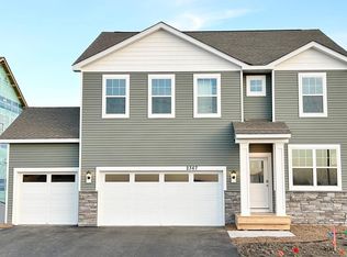 2367 Pleasant Ave, Shakopee, MN 55379
