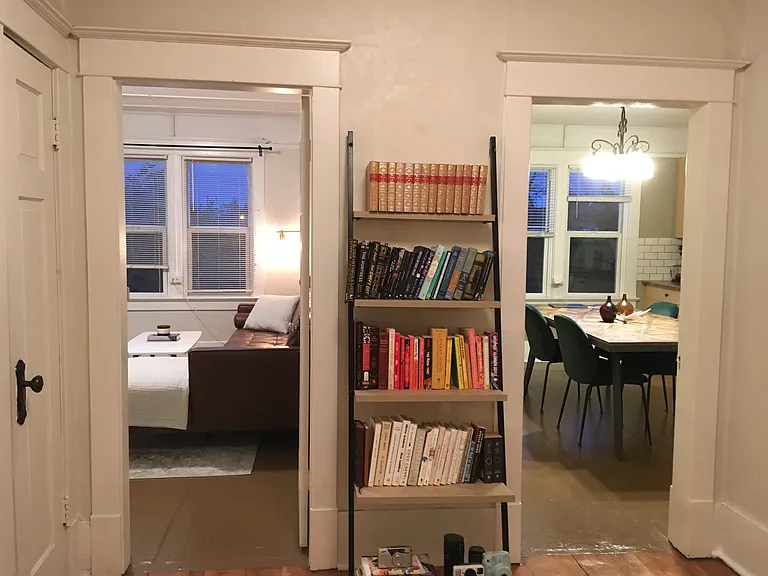 543 E 49th Ave #TOP — Photo 10