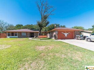 614 Cedar Dr, Copperas Cove, TX 76522