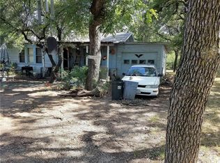 701 Lakeside Dr, Azle, TX 76020