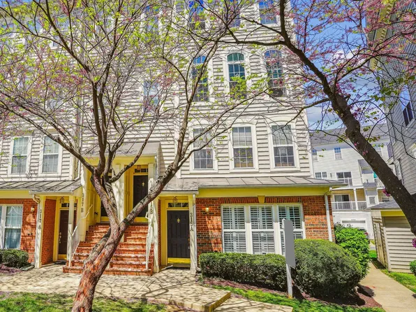 315 Cross Green St #315A, Gaithersburg, MD 20878