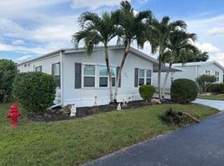 817 Sunglow St, Boynton Beach, FL 33436