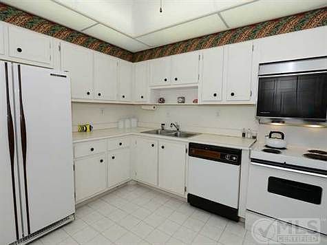 5th image of 2275 S Ocean Blvd APT 107N