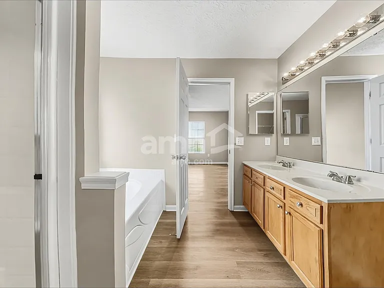 5917 Havenwood Ct — Photo 10