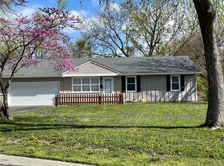 7900 W 91st St, Overland Park, KS 66212