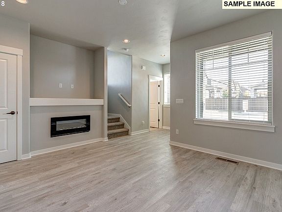 5th image of 3349 SE Oakmeade Ave