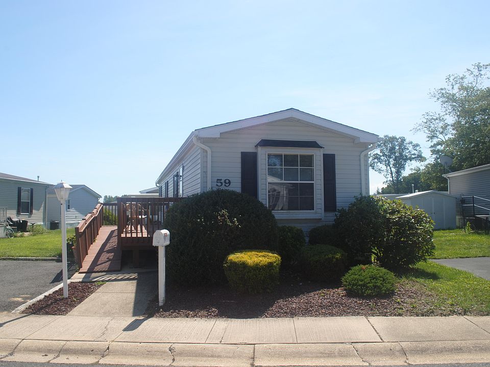 2nd image of 59 Silvermeade Drive
